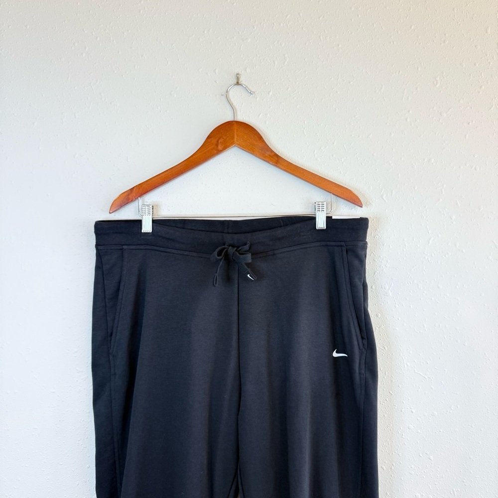 Nike Dri Fit Women’s Plus Size Black Track Pants Size 1X NWT - Picture 9 of 15